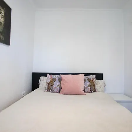Modern With A Wonderful Sea View Apartment